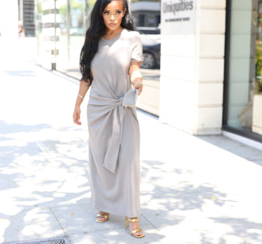 The Minimalist Knot Maxi